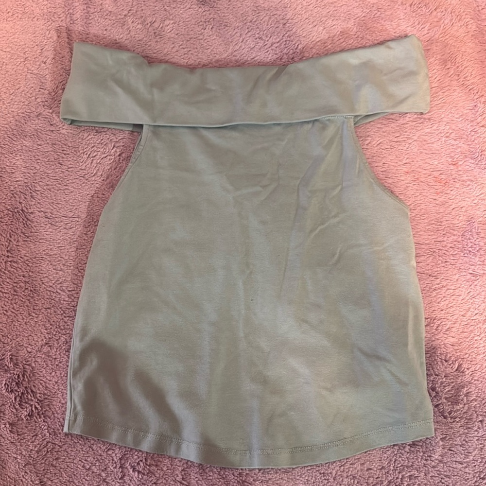 Aerie top